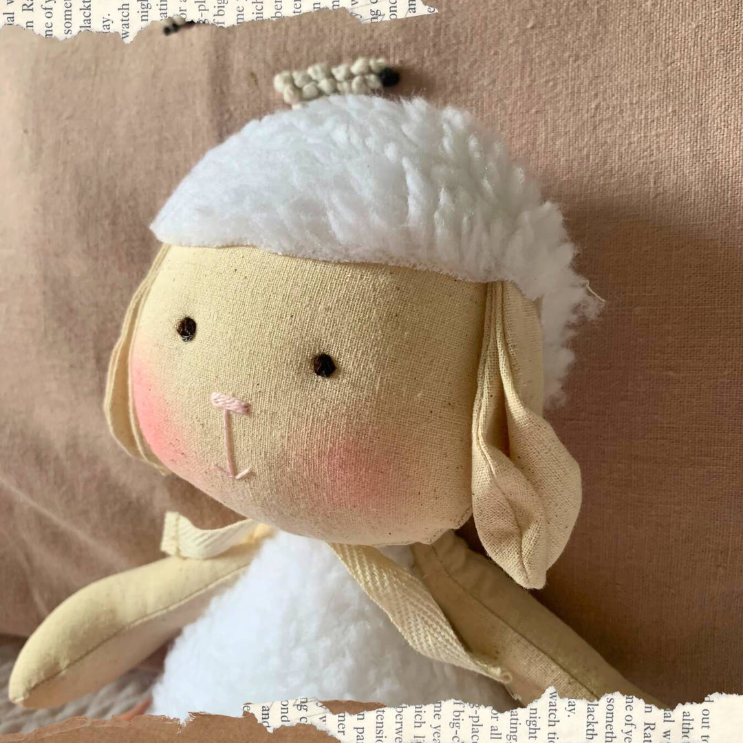 Ovejita Orejita de Peluche