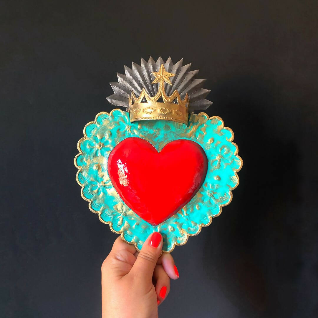 Corazón Decorativo de Hojalata Corona de Estrella
