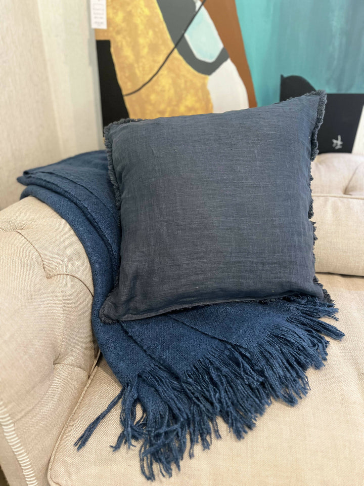 Funda de Lino Azul con Flecos