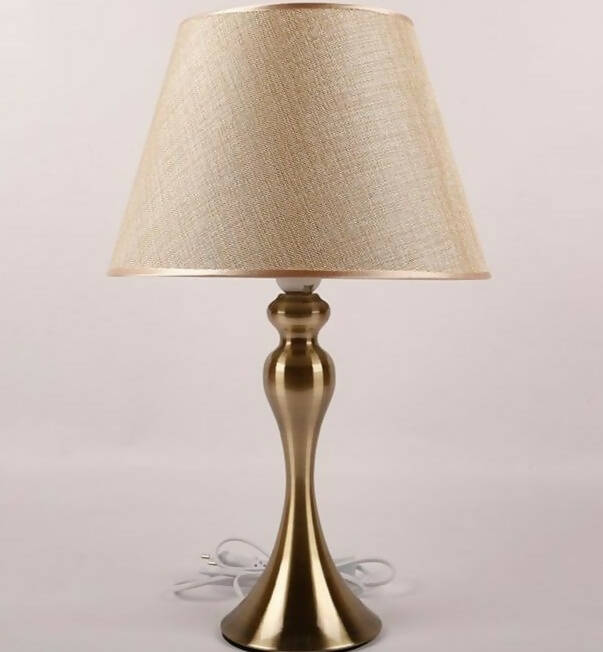 LÁMPARA COLOR BRONCE GRANDE ESTILO CLÁSICO