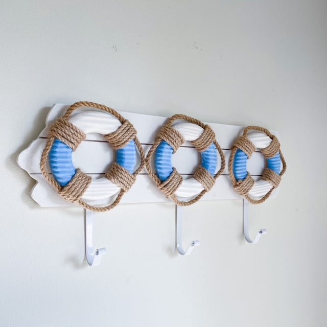 Perchero Marino con 3 Flotadores y Ganchos Decorativos