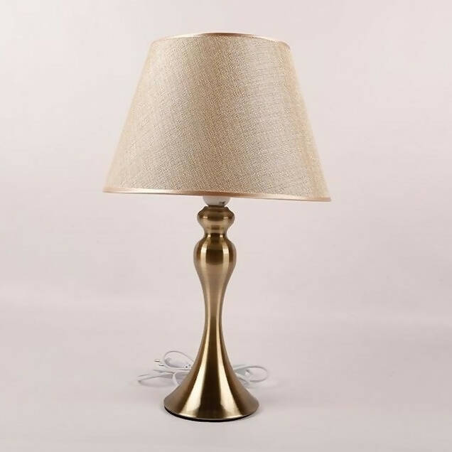 LÁMPARA COLOR BRONCE GRANDE ESTILO CLÁSICO